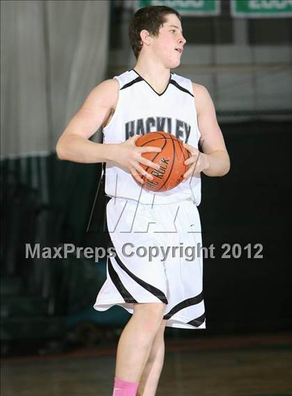Thumbnail 1 in Hackley vs. Friends Seminary photogallery.