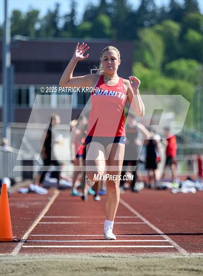Thumbnail 3 in Newport - Bellevue vs Juanita (Long Jump) photogallery.