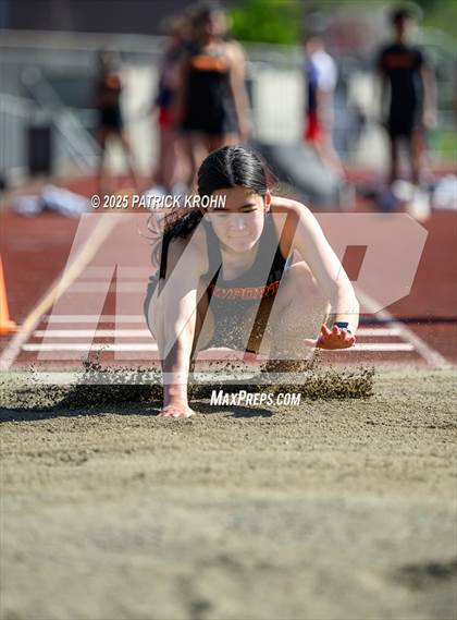 Thumbnail 1 in Newport - Bellevue vs Juanita (Long Jump) photogallery.
