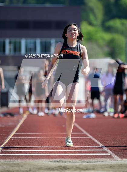 Thumbnail 1 in Newport - Bellevue vs Juanita (Long Jump) photogallery.