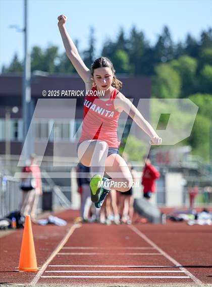 Thumbnail 2 in Newport - Bellevue vs Juanita (Long Jump) photogallery.