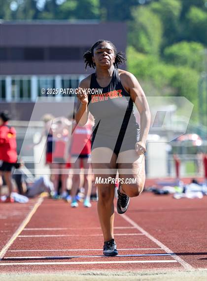 Thumbnail 3 in Newport - Bellevue vs Juanita (Long Jump) photogallery.