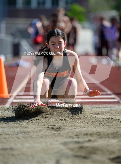Thumbnail 2 in Newport - Bellevue vs Juanita (Long Jump) photogallery.