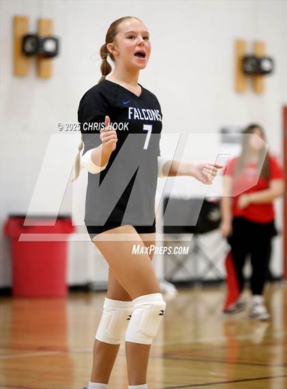 Thumbnail 3 in Fountain Hills vs Payson (Florence Invitational) photogallery.