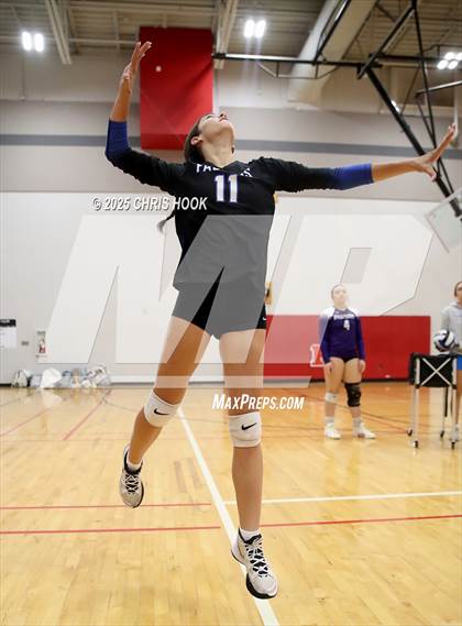 Thumbnail 2 in Fountain Hills vs Payson (Florence Invitational) photogallery.