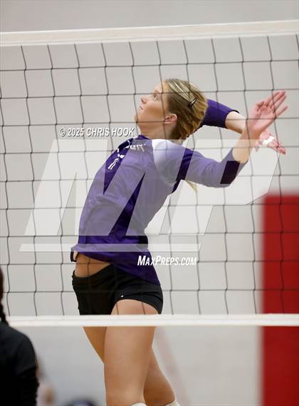 Thumbnail 1 in Fountain Hills vs Payson (Florence Invitational) photogallery.