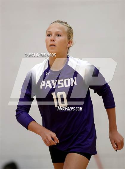 Thumbnail 3 in Fountain Hills vs Payson (Florence Invitational) photogallery.