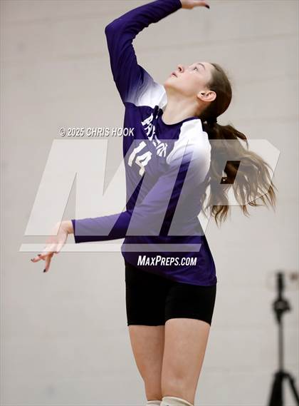 Thumbnail 2 in Fountain Hills vs Payson (Florence Invitational) photogallery.