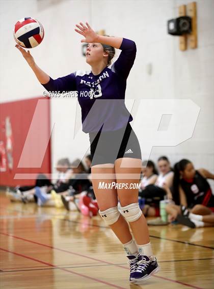 Thumbnail 3 in Fountain Hills vs Payson (Florence Invitational) photogallery.