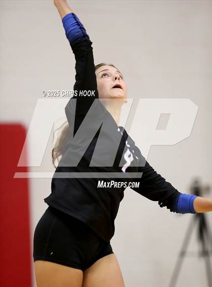 Thumbnail 1 in Fountain Hills vs Payson (Florence Invitational) photogallery.