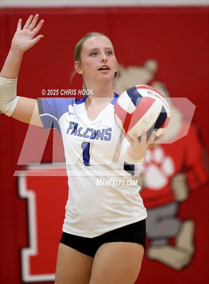 Thumbnail 3 in Fountain Hills vs Payson (Florence Invitational) photogallery.