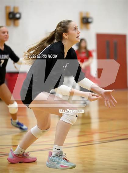 Thumbnail 2 in Fountain Hills vs Payson (Florence Invitational) photogallery.