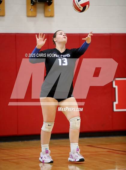 Thumbnail 1 in Fountain Hills vs Payson (Florence Invitational) photogallery.