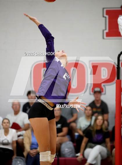 Thumbnail 3 in Fountain Hills vs Payson (Florence Invitational) photogallery.