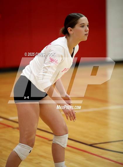 Thumbnail 2 in Fountain Hills vs Payson (Florence Invitational) photogallery.