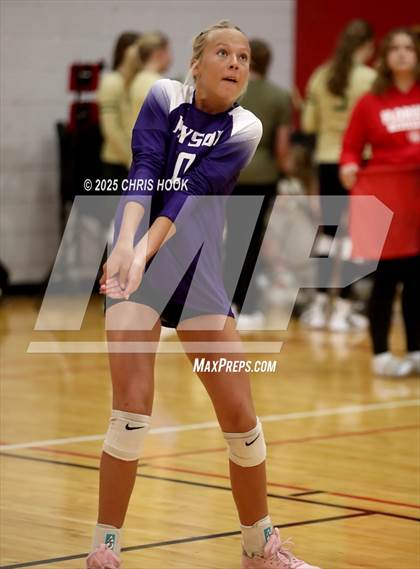 Thumbnail 3 in Fountain Hills vs Payson (Florence Invitational) photogallery.