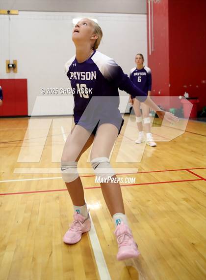 Thumbnail 1 in Fountain Hills vs Payson (Florence Invitational) photogallery.