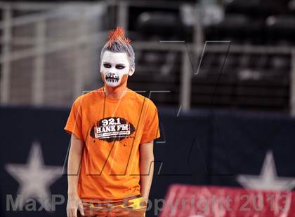 Thumbnail 2 in Brenham vs. Aledo (UIL 4A Division 2 Final) photogallery.