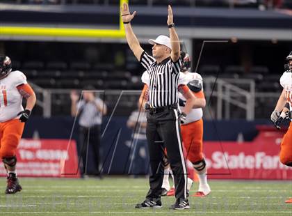 Thumbnail 2 in Brenham vs. Aledo (UIL 4A Division 2 Final) photogallery.