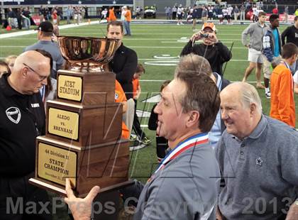 Thumbnail 3 in Brenham vs. Aledo (UIL 4A Division 2 Final) photogallery.