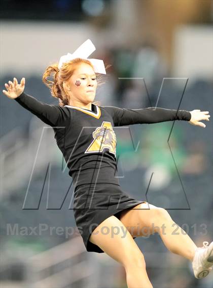 Thumbnail 1 in Brenham vs. Aledo (UIL 4A Division 2 Final) photogallery.