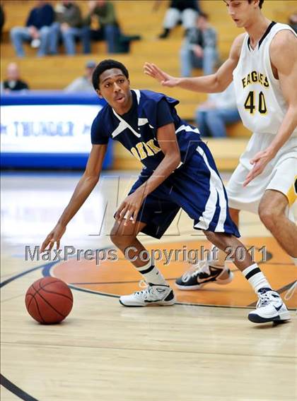 Thumbnail 2 in Del Oro vs Inderkum (Rocklin Holiday Tournament) photogallery.