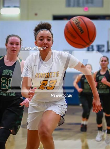 Thumbnail 3 in Hope Christian vs. Highland (Albuquerque Metro Championships) photogallery.