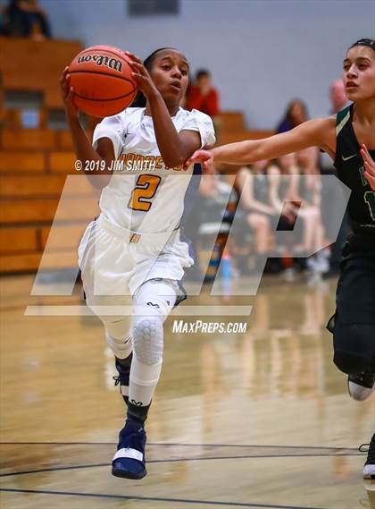 Thumbnail 1 in Hope Christian vs. Highland (Albuquerque Metro Championships) photogallery.