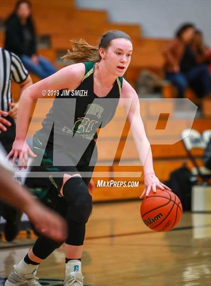 Thumbnail 3 in Hope Christian vs. Highland (Albuquerque Metro Championships) photogallery.