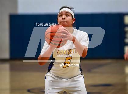 Thumbnail 3 in Hope Christian vs. Highland (Albuquerque Metro Championships) photogallery.