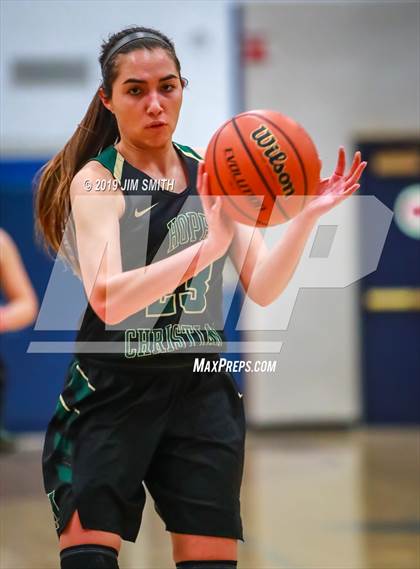 Thumbnail 2 in Hope Christian vs. Highland (Albuquerque Metro Championships) photogallery.