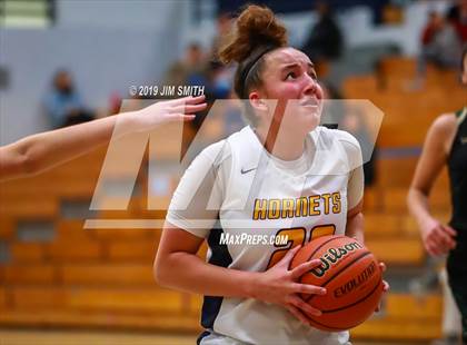Thumbnail 2 in Hope Christian vs. Highland (Albuquerque Metro Championships) photogallery.