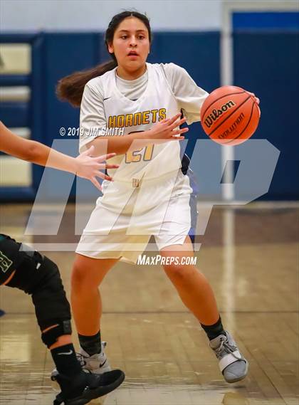 Thumbnail 3 in Hope Christian vs. Highland (Albuquerque Metro Championships) photogallery.