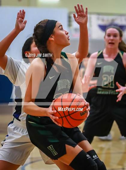 Thumbnail 3 in Hope Christian vs. Highland (Albuquerque Metro Championships) photogallery.