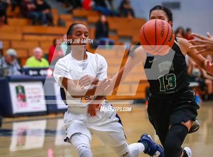 Thumbnail 2 in Hope Christian vs. Highland (Albuquerque Metro Championships) photogallery.