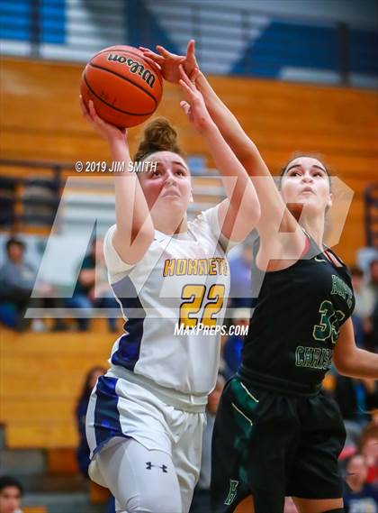 Thumbnail 3 in Hope Christian vs. Highland (Albuquerque Metro Championships) photogallery.