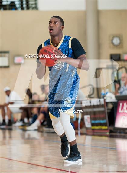 Thumbnail 2 in NorCal Sports All-Star Game (Bay Area vs. Sacramento) photogallery.