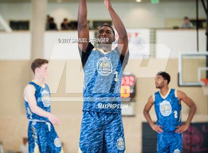 Thumbnail 2 in NorCal Sports All-Star Game (Bay Area vs. Sacramento) photogallery.