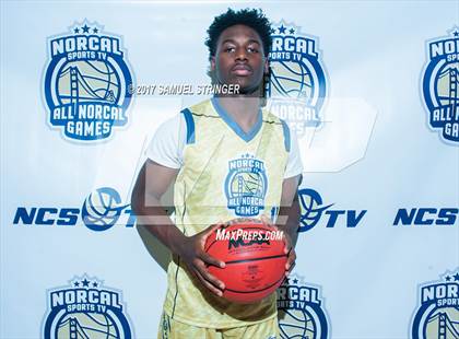 Thumbnail 2 in NorCal Sports All-Star Game (Bay Area vs. Sacramento) photogallery.
