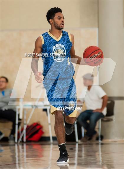 Thumbnail 3 in NorCal Sports All-Star Game (Bay Area vs. Sacramento) photogallery.