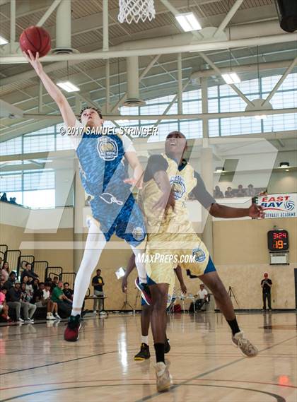 Thumbnail 2 in NorCal Sports All-Star Game (Bay Area vs. Sacramento) photogallery.