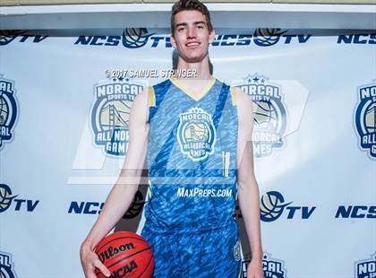 Thumbnail 2 in NorCal Sports All-Star Game (Bay Area vs. Sacramento) photogallery.