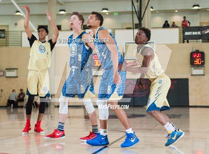 Thumbnail 3 in NorCal Sports All-Star Game (Bay Area vs. Sacramento) photogallery.