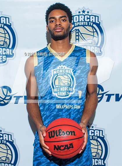 Thumbnail 2 in NorCal Sports All-Star Game (Bay Area vs. Sacramento) photogallery.