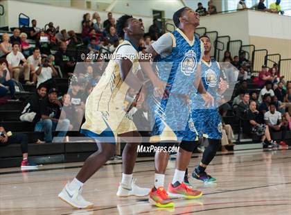 Thumbnail 2 in NorCal Sports All-Star Game (Bay Area vs. Sacramento) photogallery.