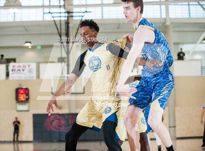 Thumbnail 2 in NorCal Sports All-Star Game (Bay Area vs. Sacramento) photogallery.