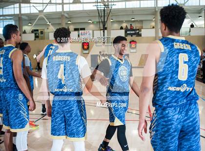 Thumbnail 1 in NorCal Sports All-Star Game (Bay Area vs. Sacramento) photogallery.