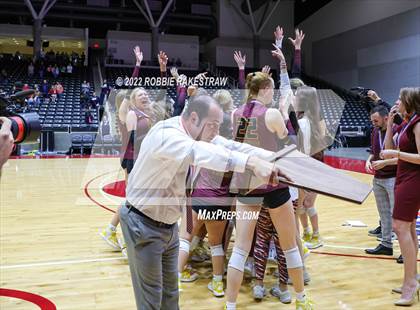 Thumbnail 1 in Dripping Springs vs. Tompkins (UIL 6A Final) photogallery.