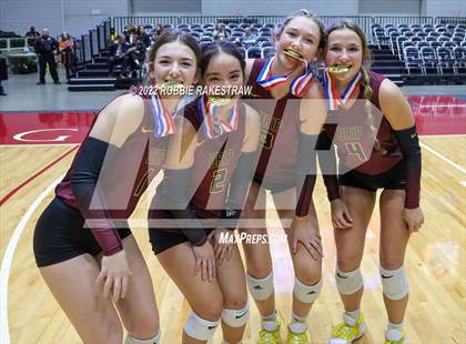 Thumbnail 3 in Dripping Springs vs. Tompkins (UIL 6A Final) photogallery.