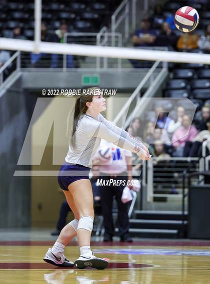Thumbnail 3 in Dripping Springs vs. Tompkins (UIL 6A Final) photogallery.